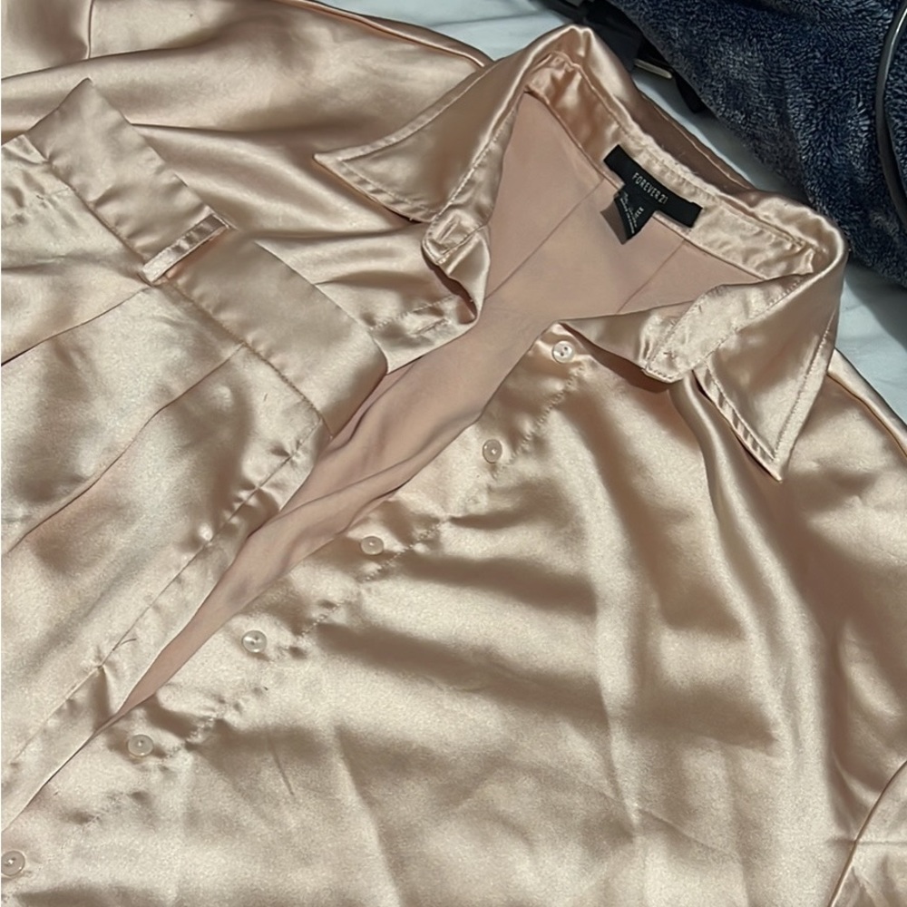 Champagne satin shorts and shirts set size M